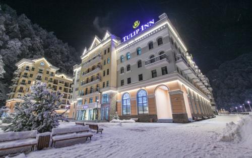 Tulip Inn Rosa Khutor (Тюлип инн) 